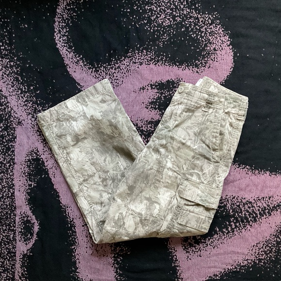 Hollister Camouflage Cargo Pants - Picture 1 of 2